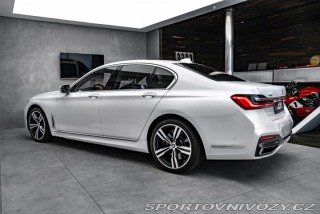 BMW 7 4.4 750i xDrive AT 2021