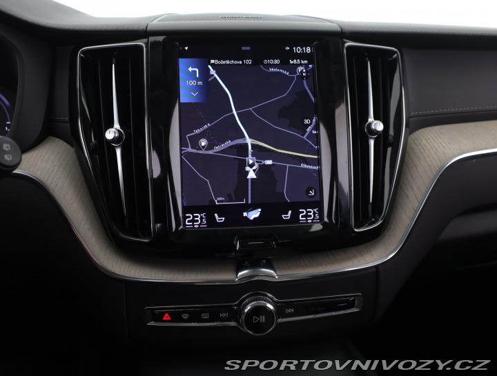 Volvo Ostatní modely XC60 T8 Twin Engine 2021