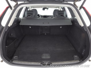 Volvo Ostatní modely XC60  T8 Twin Engine 2021