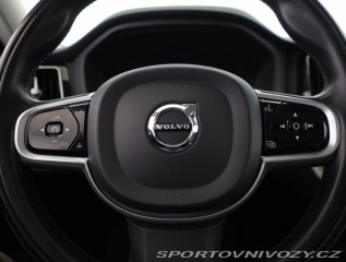 Volvo Ostatní modely XC60  T8 Twin Engine 2021