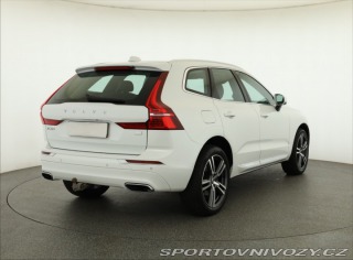 Volvo Ostatní modely XC60  T8 Twin Engine 2021