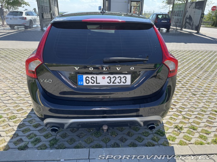 Volvo V60 D5 165 kW R 2016