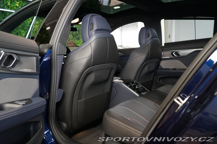 BMW 8 840i GC M Pano Crafted Zá 2022