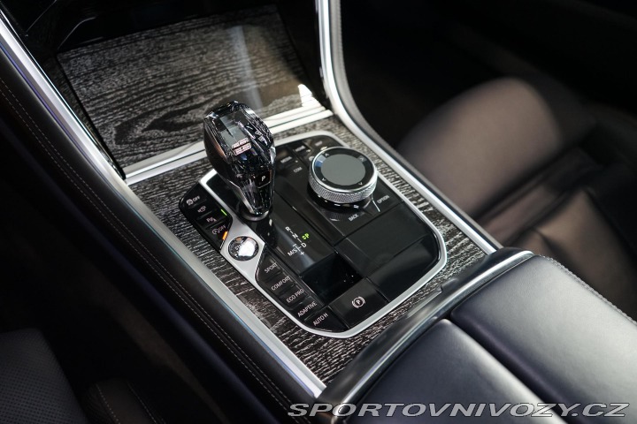 BMW 8 840i GC M Pano Crafted Zá 2022