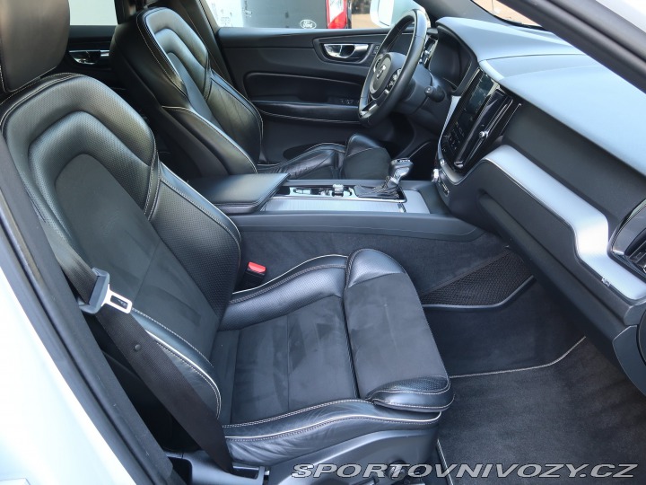 Volvo Ostatní modely XC60 R-Design T5 AWD Polestar 2018