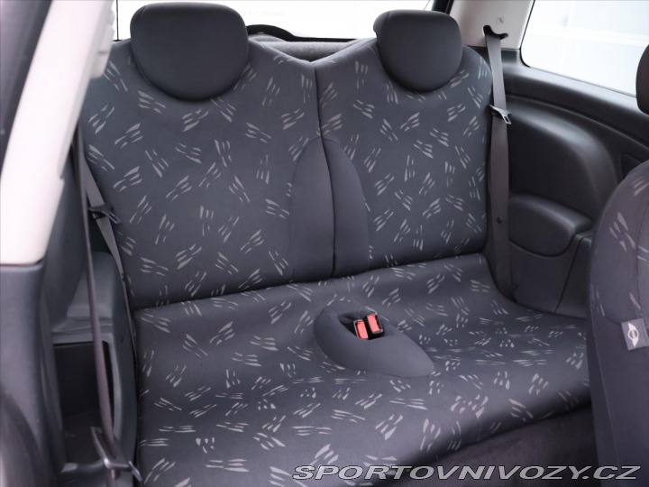 Mini One 1,6 i 66kW Klima Panorama 2006