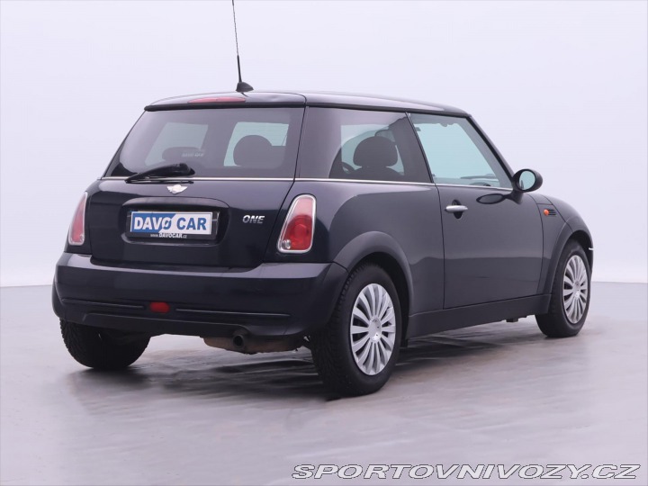 Mini One 1,6 i 66kW Klima Panorama 2006