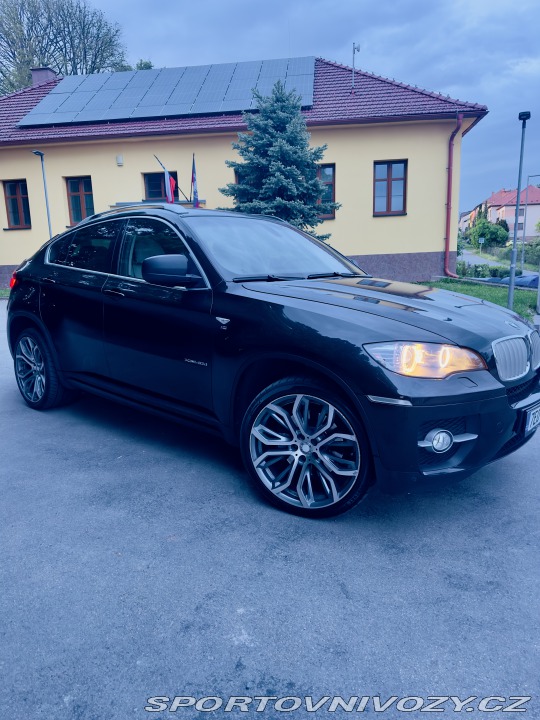 BMW X6 2011
