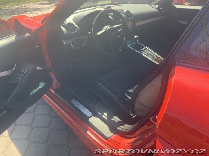 Porsche 718 GT 4 2021