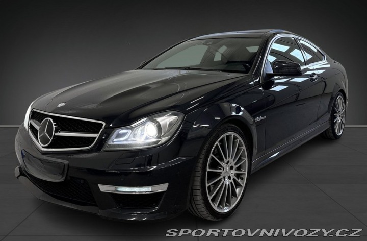 Mercedes-Benz C 63 AMG 2012