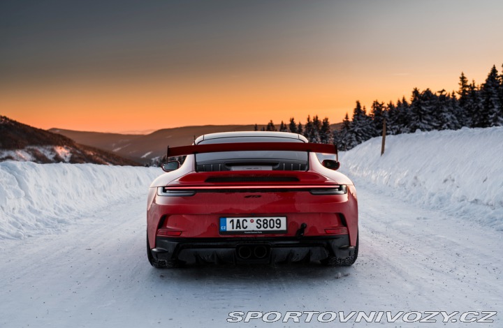 Porsche 911 2023