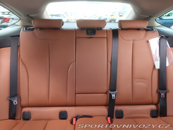 BMW 3 GT Luxury Line 330d xDriv 2015