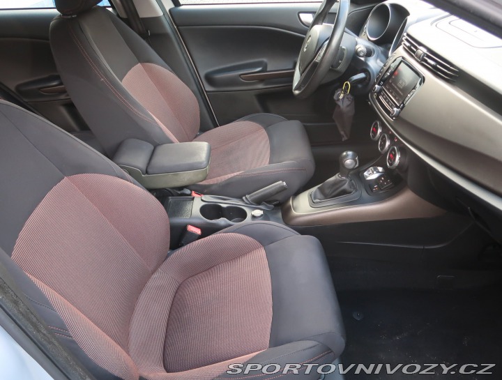 Alfa Romeo Giulietta 1.4 T MultiAir 2015