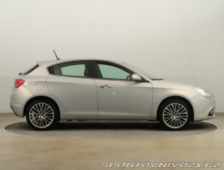 Alfa Romeo Giulietta 1.4 T MultiAir 2015