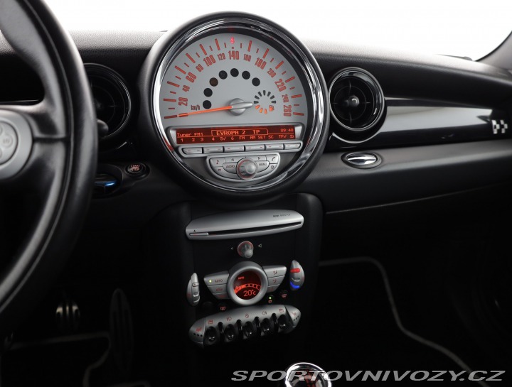 Mini Cooper John Cooper Works 2009