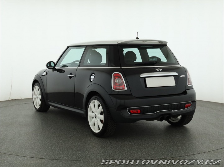 Mini Cooper John Cooper Works 2009