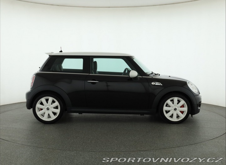 Mini Cooper John Cooper Works 2009