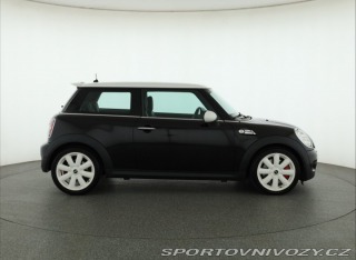 Mini Cooper John Cooper Works 2009
