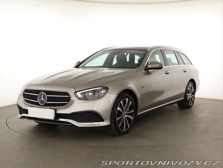 Mercedes-Benz E E 300de 2021