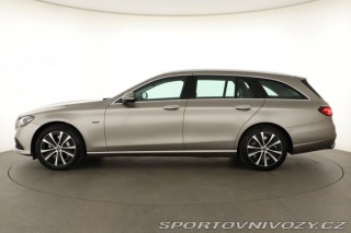 Mercedes-Benz E E 300de 2021