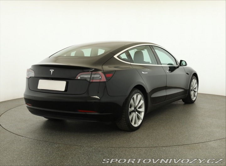 Tesla Model 3 Std Range Plus 52kWh 2019