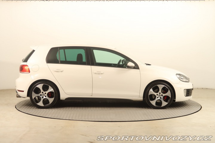 Volkswagen Golf GT 2.0 GTI 2010