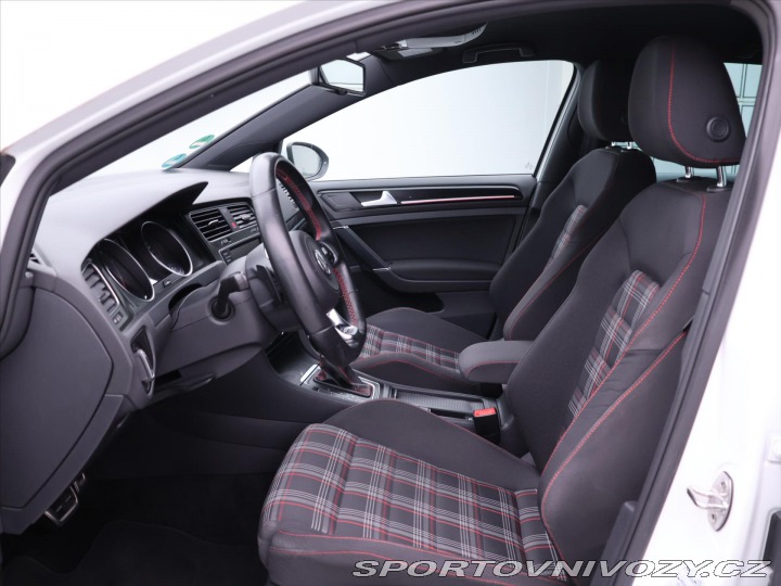 Volkswagen Golf 2,0 TSI 162kW DSG GTI 1.M 2014