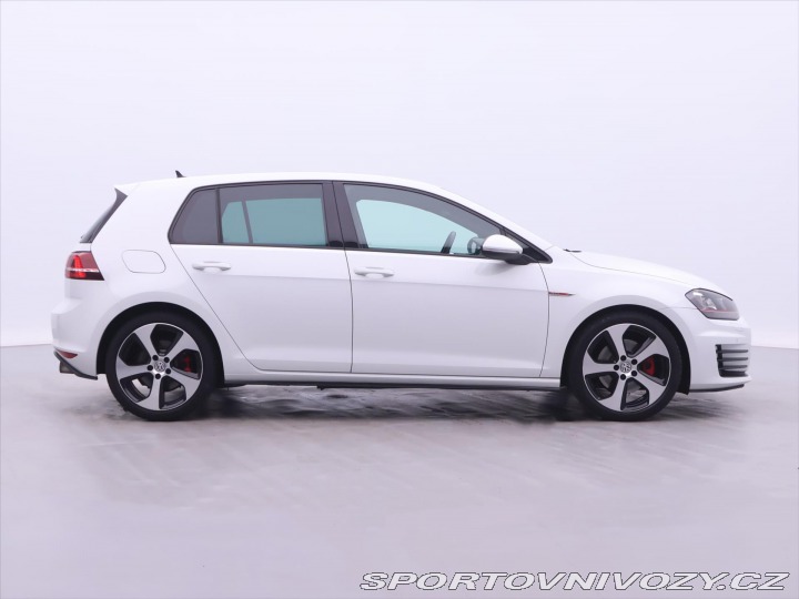 Volkswagen Golf 2,0 TSI 162kW DSG GTI 1.M 2014