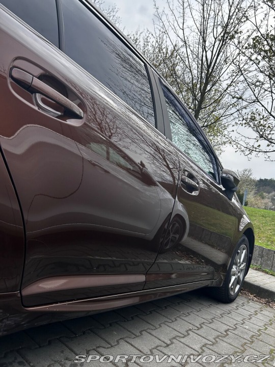 Toyota Ostatní modely Avensis 2,0 2015