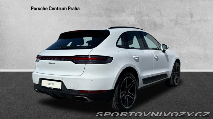 Porsche Macan 2021