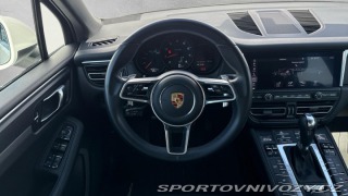 Porsche Macan  2021