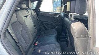 Porsche Macan  2021