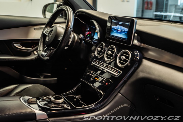Mercedes-Benz Ostatní modely GLC 220d 4MATIC AMG Line 2017