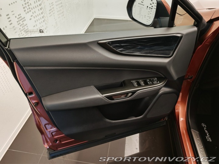 Lexus Ostatní modely NX 450h plus 450h+ Plug-in Hybrid EXEC 2024