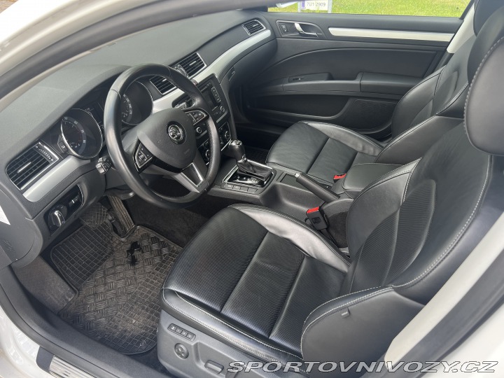 Škoda Superb Škoda Superb 3.6 FSI 2013