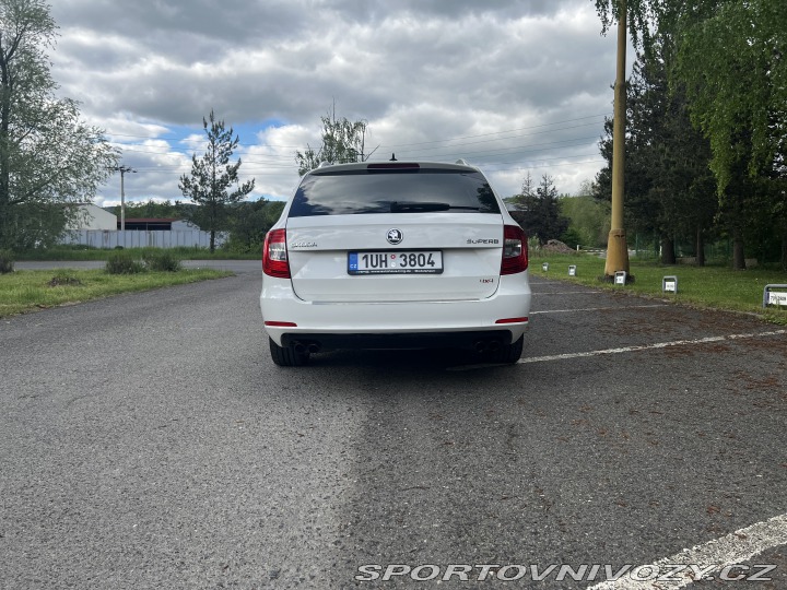 Škoda Superb Škoda Superb 3.6 FSI 2013