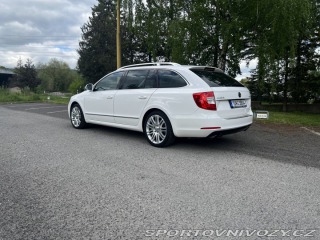 Škoda Superb Škoda Superb 3.6 FSI 2013