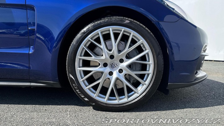 Porsche Panamera 4S Sport Turismo 2020