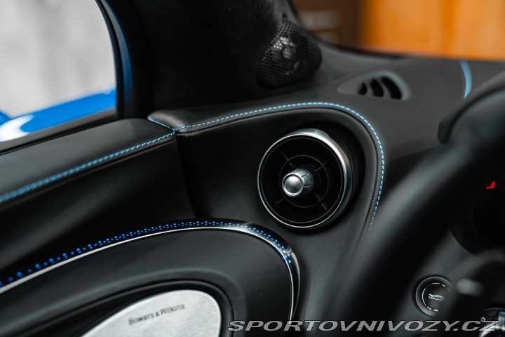 McLaren GT Panorama, B&W 2023