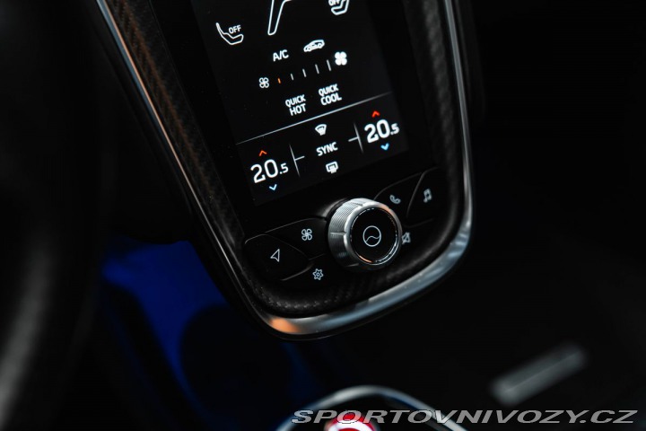 McLaren GT Panorama, B&W 2023