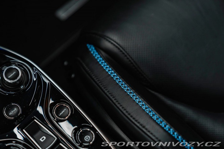 McLaren GT Panorama, B&W 2023