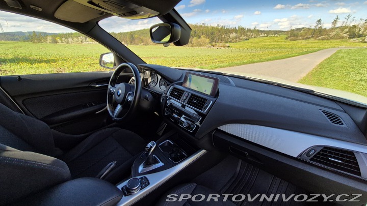 BMW 1 M135i xDrive NÍZKÉ KM! 2015
