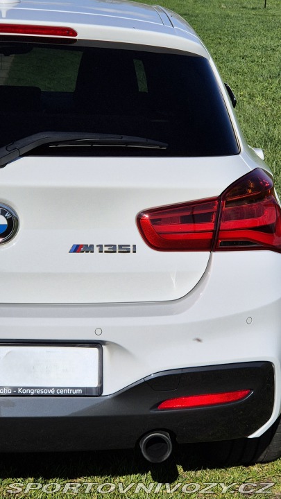 BMW 1 M135i xDrive NÍZKÉ KM! 2015