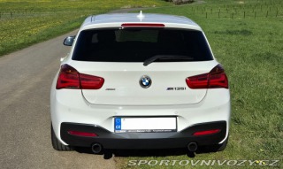 BMW 1 M135i xDrive NÍZKÉ KM! 2015