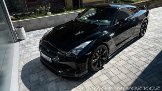 Nissan GT-R R35 Black Edition