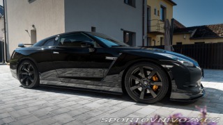 Nissan GT-R R35 Black Edition 2009