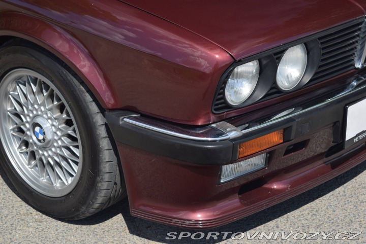 BMW 3 E30 325i 1983