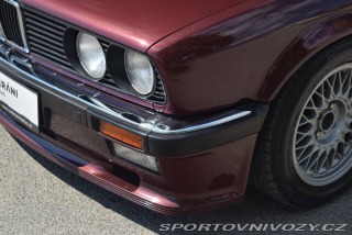 BMW 3 E30 325i 1983