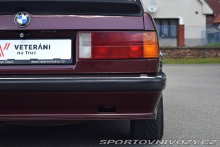 BMW 3 E30 325i 1983