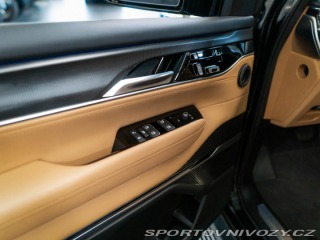 Ostatní značky Ostatní modely Jeep Grand Wagoneer 6.4 V8, Series III Obsidi 2023